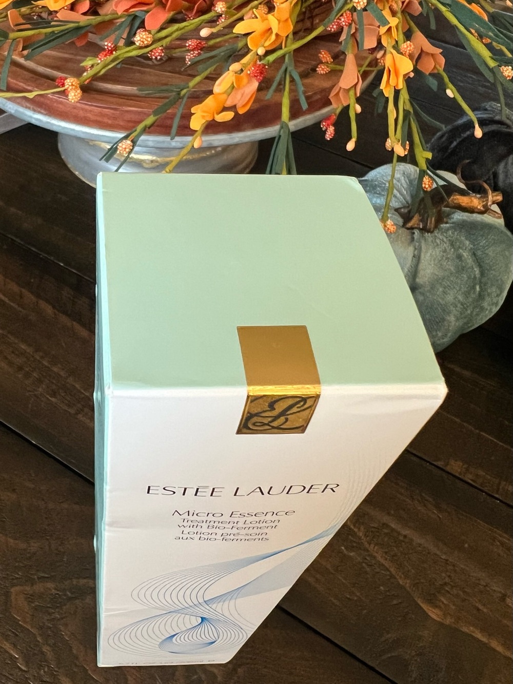 Estee Lauder Viral Micro Essence Treatment Lotion 6.7 fl oz/200mls - Picture 6 of 7